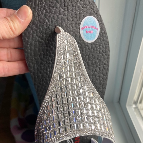 Meet your Posher, Anne - Picture 1 of 1